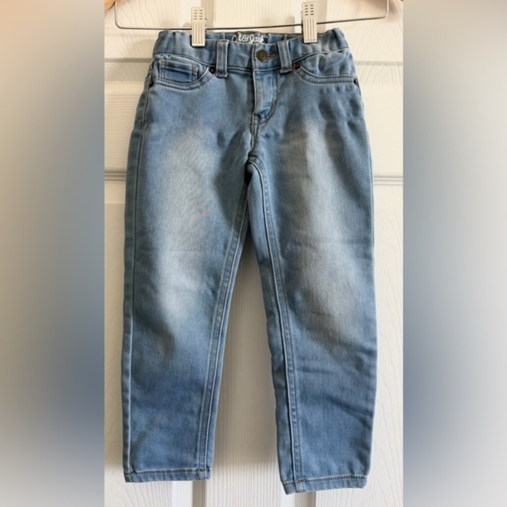 Cat & Jack Kids Light Blue Skinny Jeans. Adjustable waist
